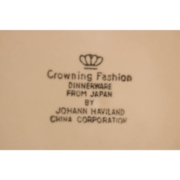 Floral Dinner Plates - Picture 5 of 5